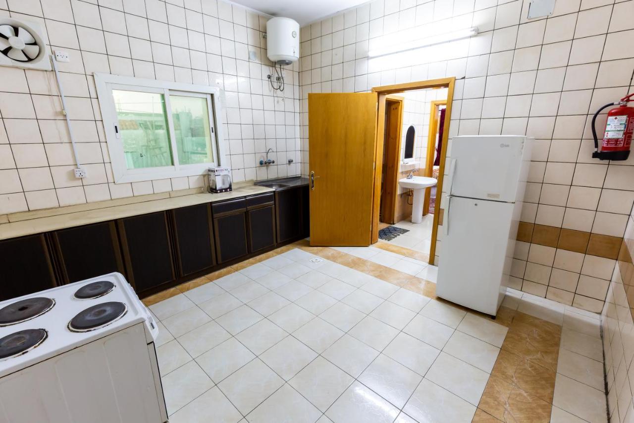 العييري للوحدات السكنية المفروشة الباحة 2 Al Baha Exteriör bild