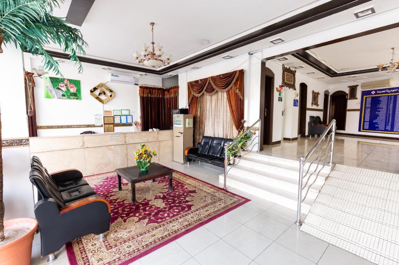 العييري للوحدات السكنية المفروشة الباحة 2 Al Baha Exteriör bild