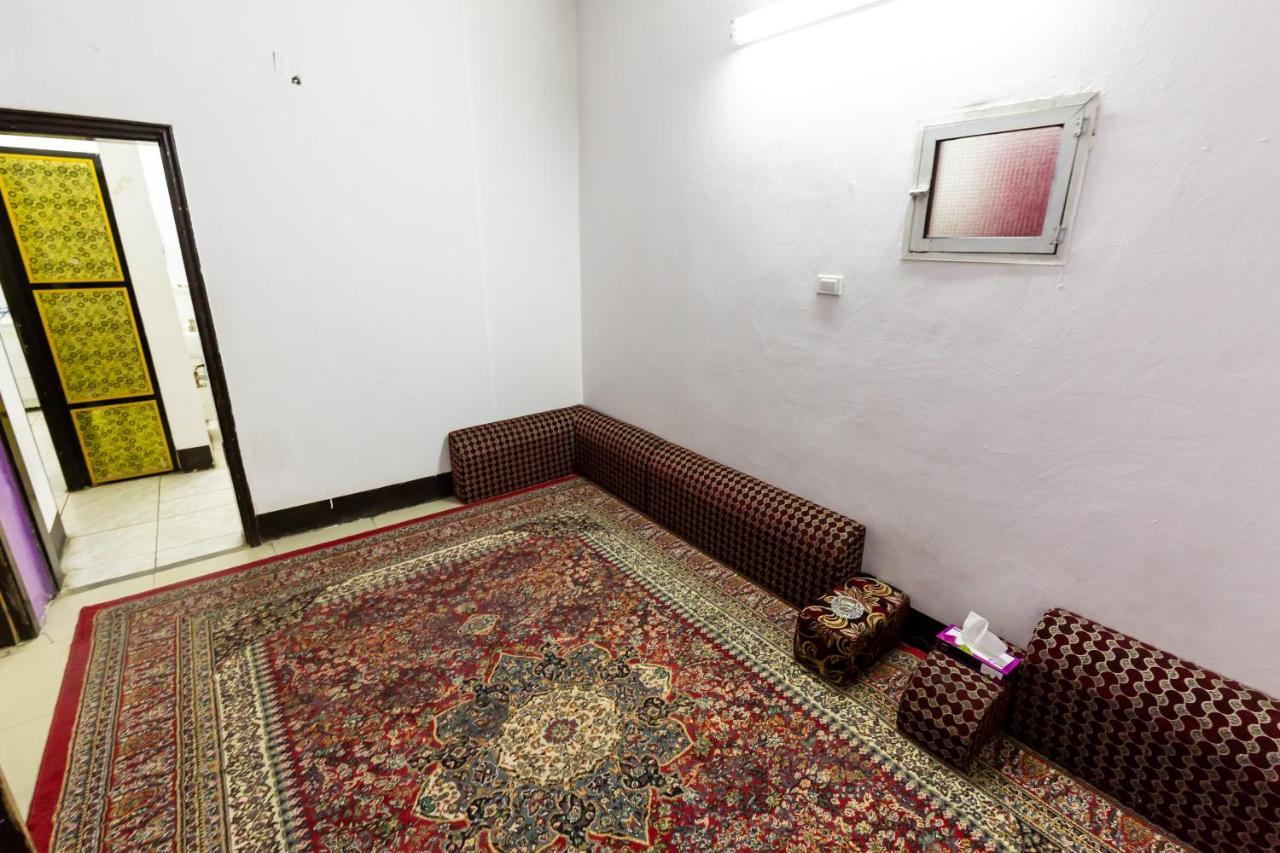 العييري للوحدات السكنية المفروشة الباحة 2 Al Baha Exteriör bild